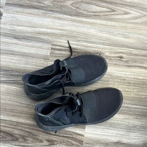 Adidas Tubular Defiant Stylish Black Streetwear Sneakers
